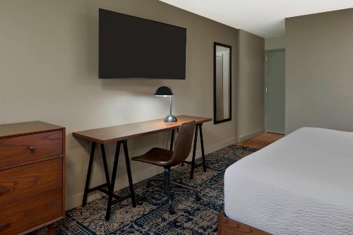 Four Points By Sheraton Toronto Airport image 4